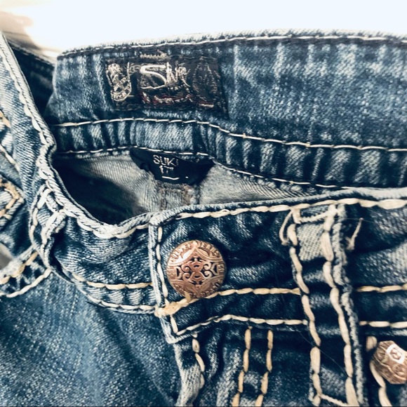 🌟 SALE - SILVER JEANS CO. Size W26- L33 ❤️ SALE!! Make offers! - Picture 9 of 13